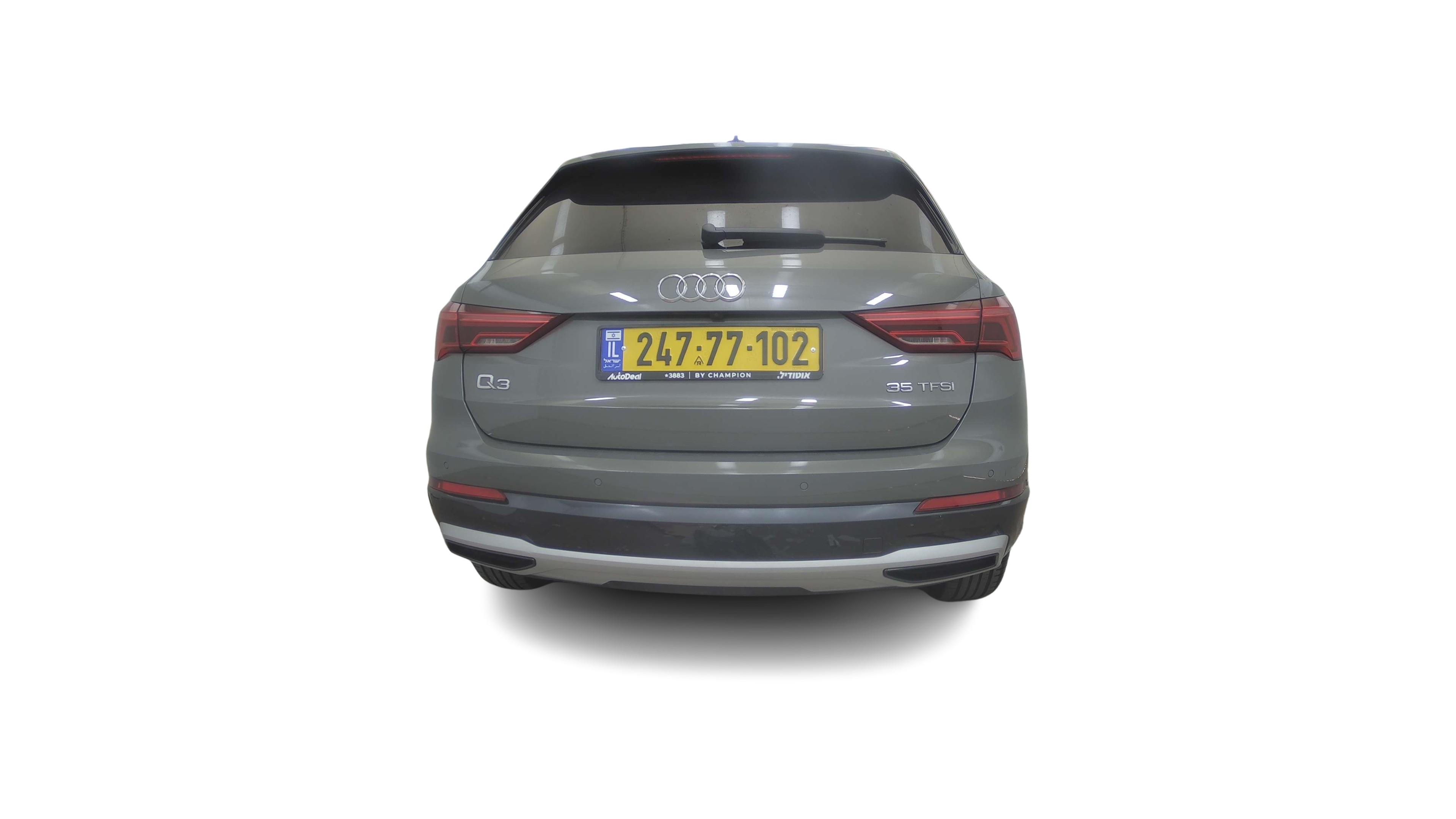 אאודי Q3