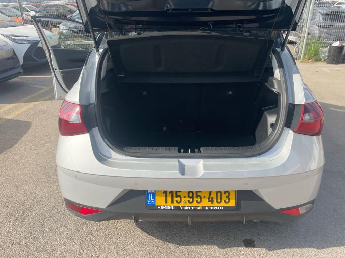 יונדאי I20