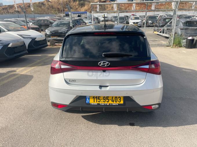 יונדאי I20