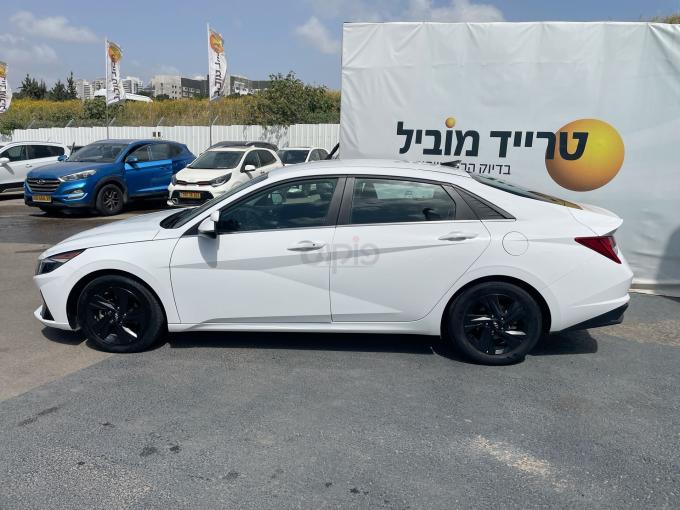 יונדאי אלנטרה