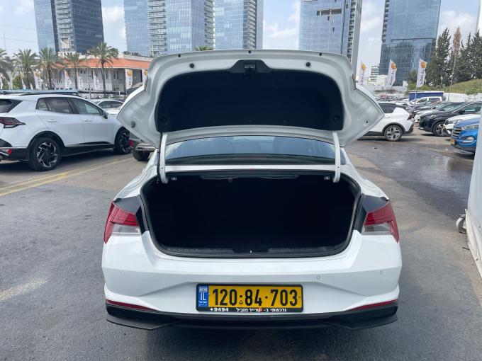יונדאי אלנטרה