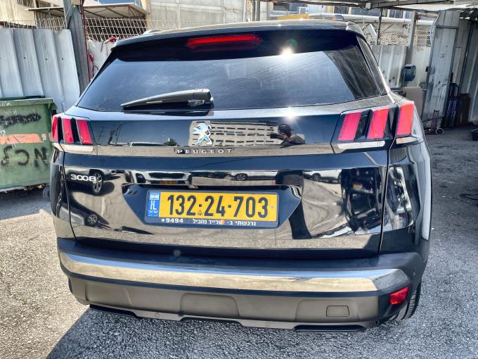 פיג'ו 3008