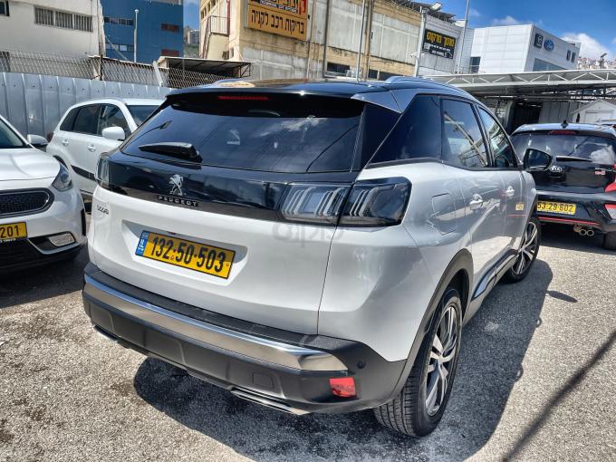פיג'ו 3008