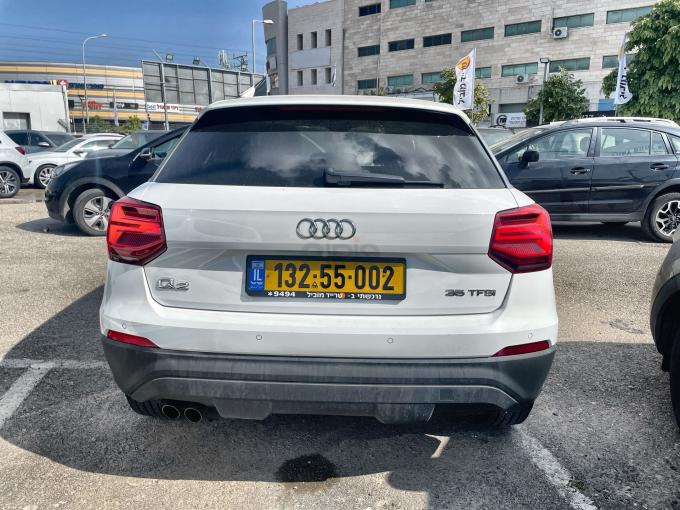 אאודי Q2