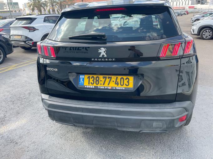 פיג'ו 3008