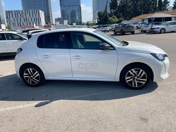 פיג'ו 208