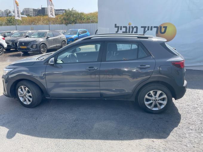 קיה סטוניק