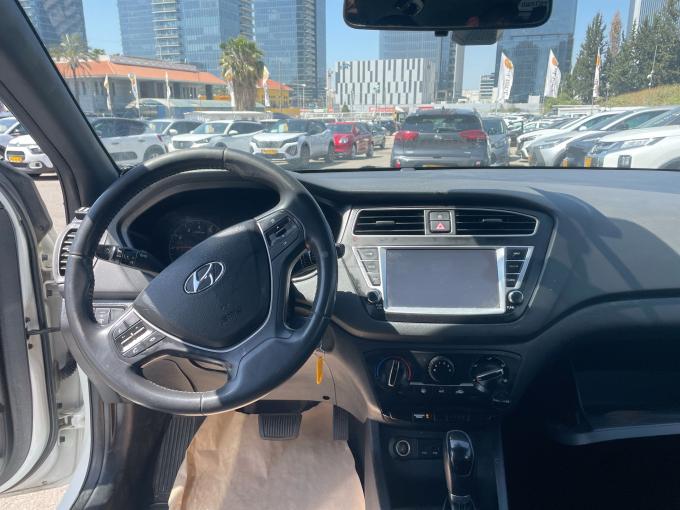 יונדאי I20