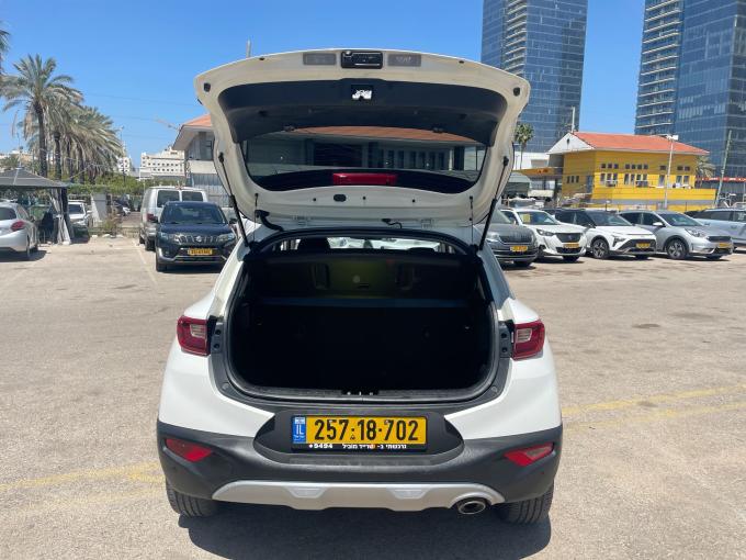 קיה סטוניק