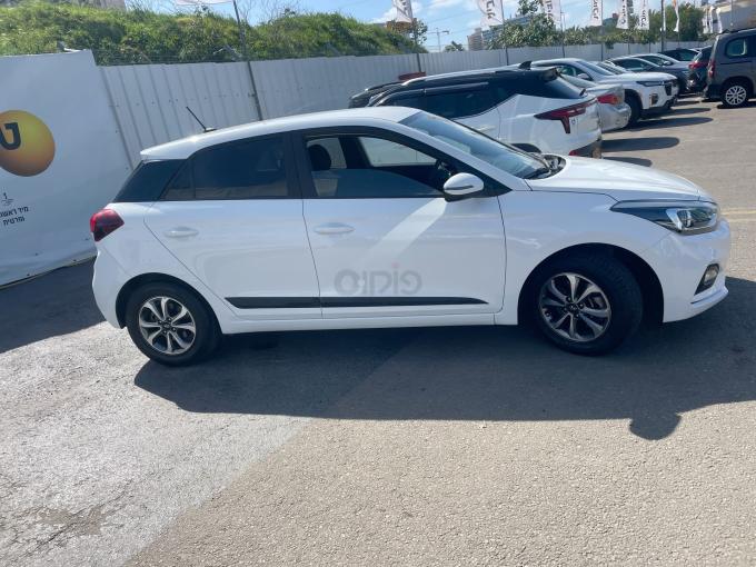 יונדאי I20