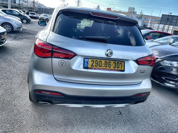 מ.ג HS