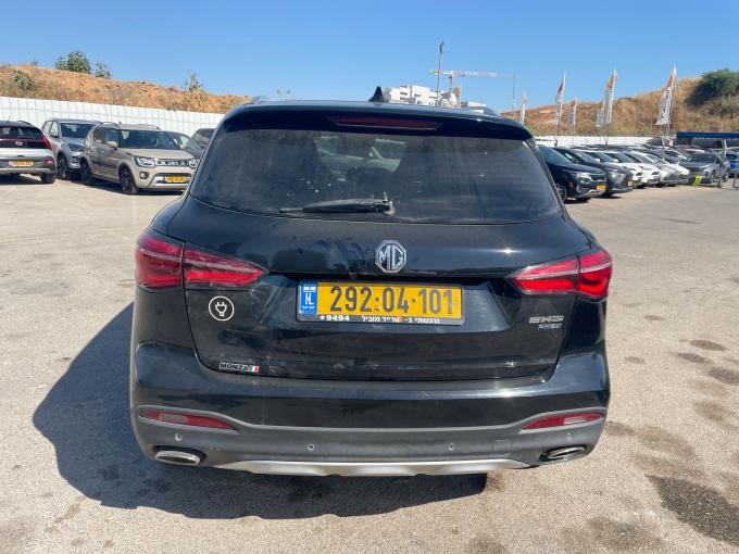 מ.ג HS