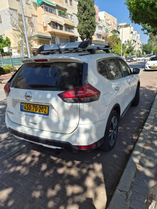ניסאן אקס טרייל