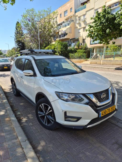 ניסאן אקס טרייל