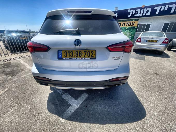מ.ג HS