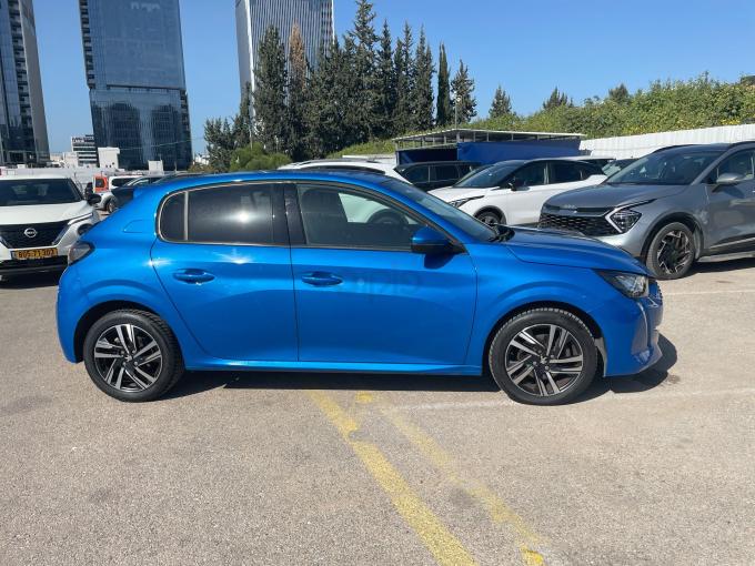 פיג'ו 208