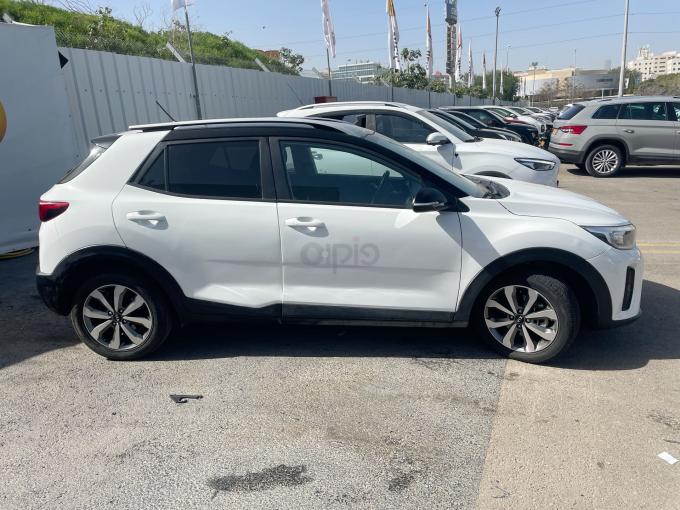 קיה סטוניק