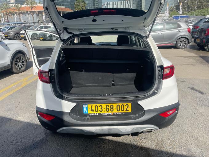 קיה סטוניק