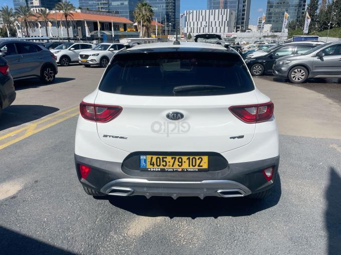 קיה סטוניק