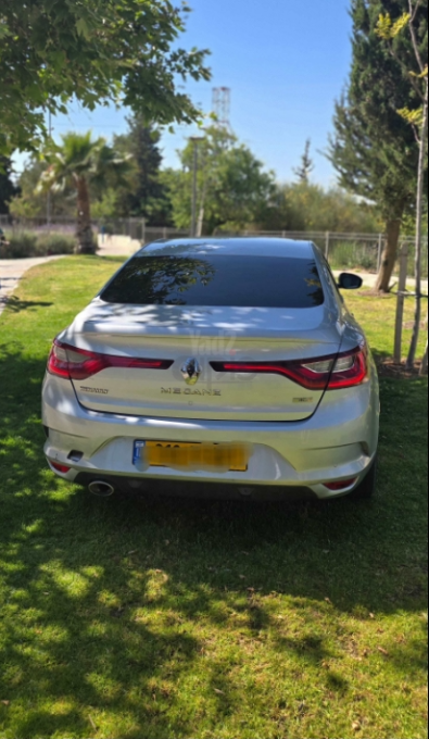 רנו מגאן