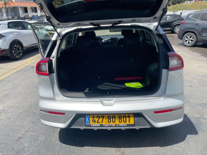 קיה נירו