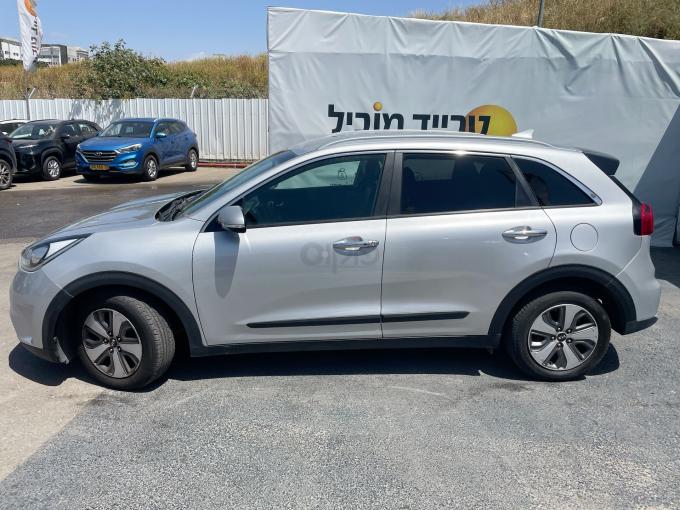 קיה נירו