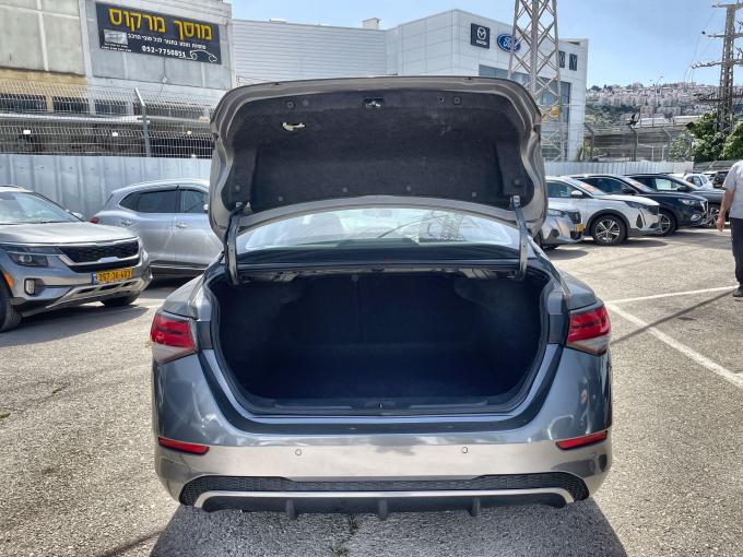 ניסאן סנטרה