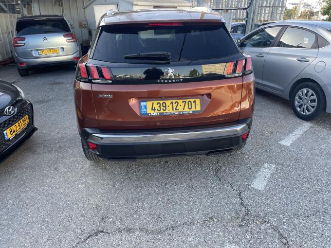 פיג'ו 3008