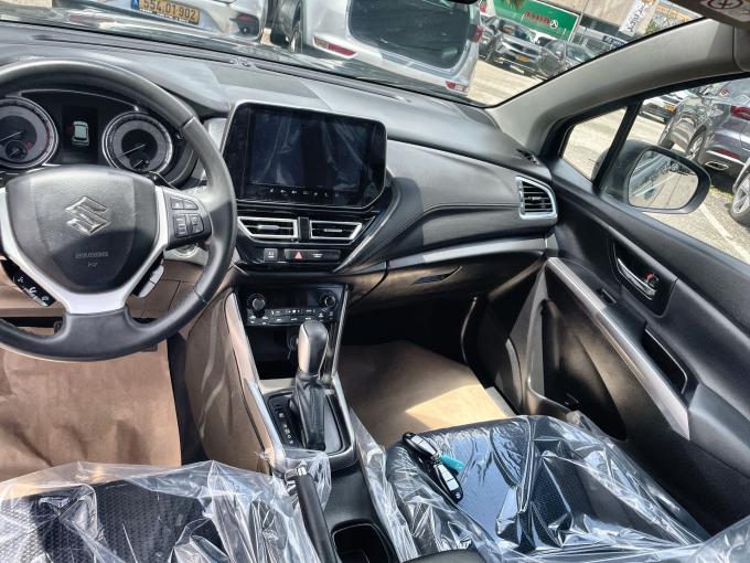 סוזוקי S-Cross