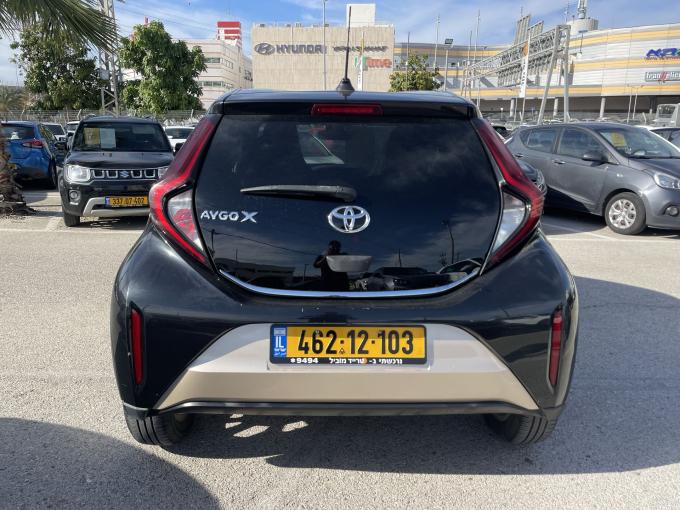טויוטה אייגו