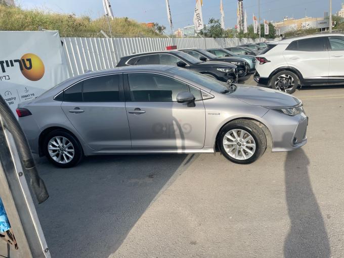 טויוטה קורולה