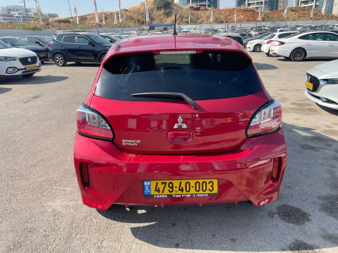 מיצובישי ספייס סטאר