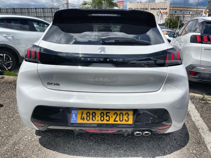 פיג'ו 208