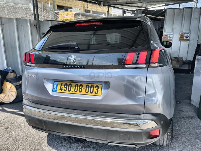 פיג'ו 3008