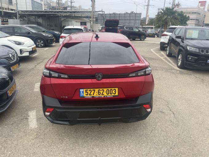 פיג'ו 408