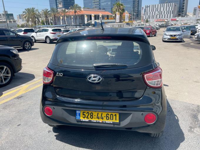 יונדאי I10
