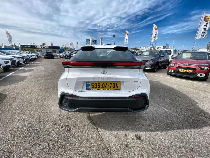 טויוטה C-HR