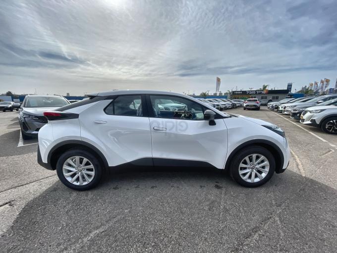טויוטה C-HR