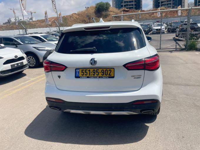 מ.ג HS