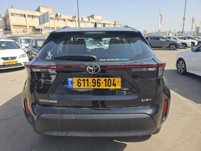 טויוטה יאריס