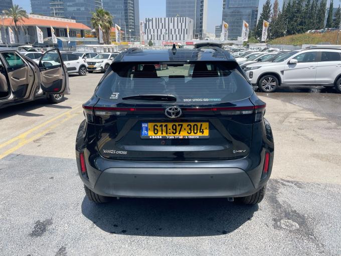 טויוטה יאריס