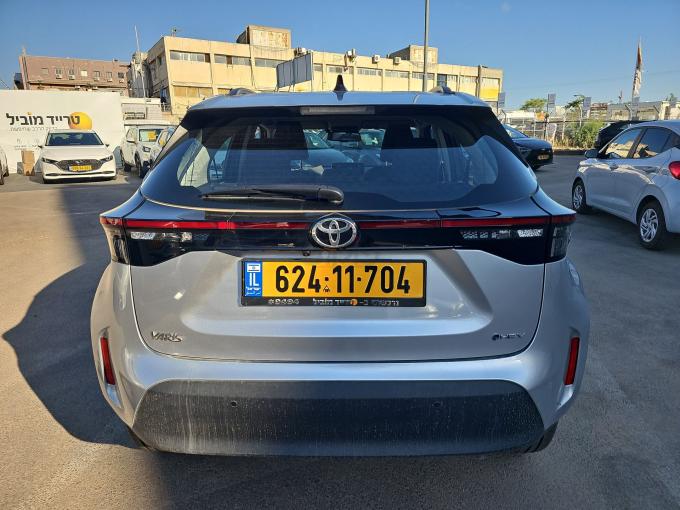 טויוטה יאריס
