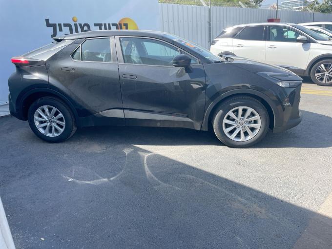 טויוטה C-HR