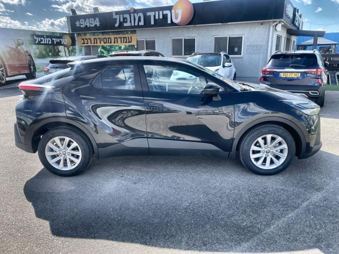 טויוטה C-HR