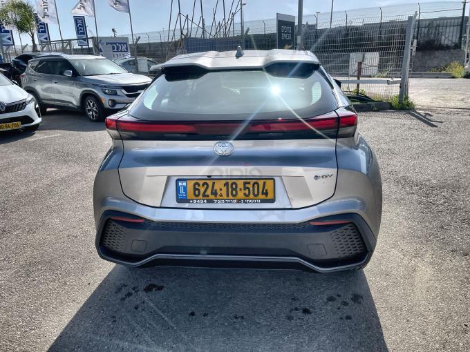 טויוטה C-HR
