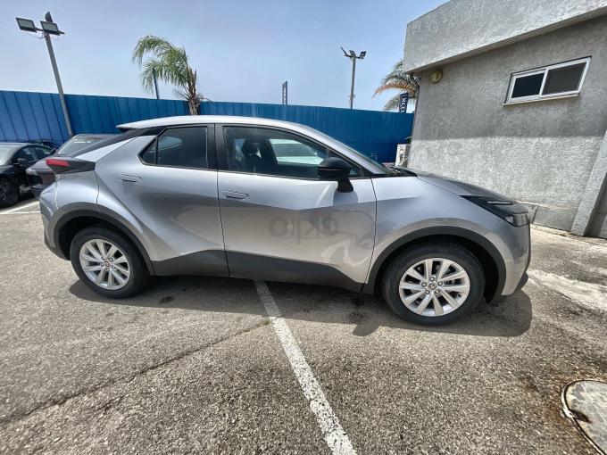 טויוטה C-HR