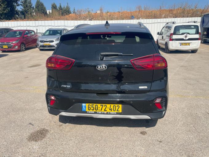 קיה נירו