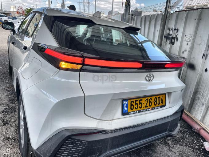 טויוטה C-HR