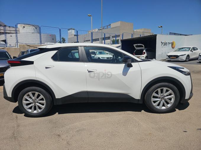 טויוטה C-HR