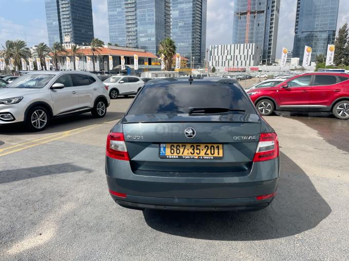 סקודה אוקטביה